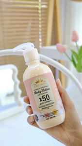 Aura white premium lotion 300ml
